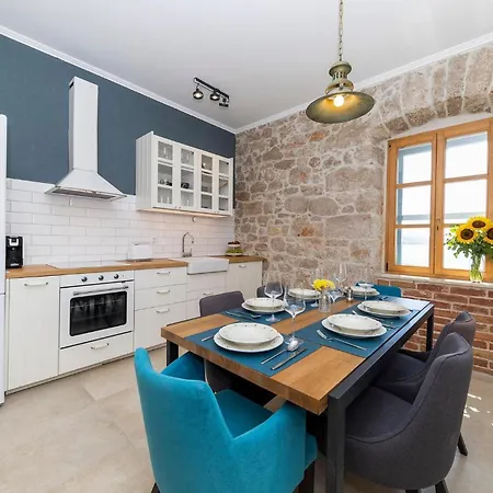 Svjetionik Prisnjak Holiday home Murter